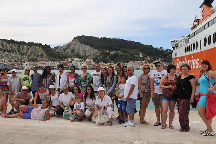 Zakynthos Guided Tour: Shipwreck, Navagio, Blue Caves and Xigia Beach - Image 4