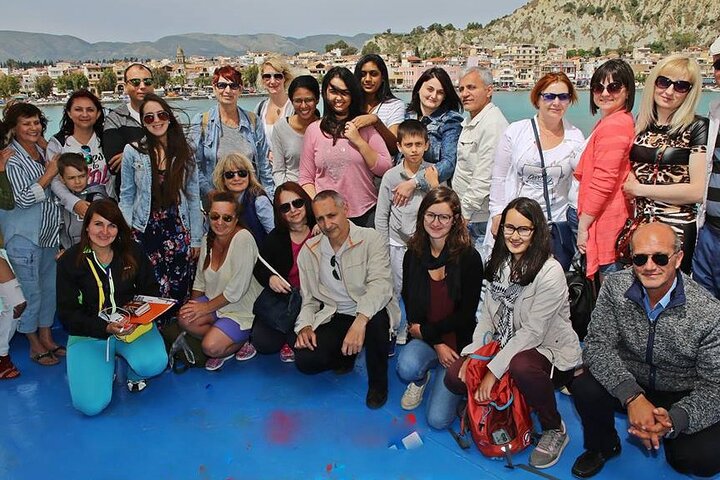 Zakynthos Guided Tour: Shipwreck, Navagio, Blue Caves and Xigia Beach - Image 3