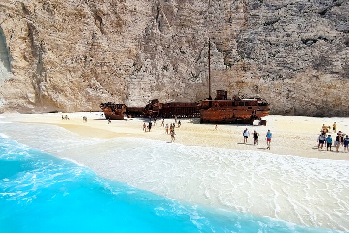 Zakynthos Half day tour Shipwreck beach Blue Caves by small boat - Image 4
