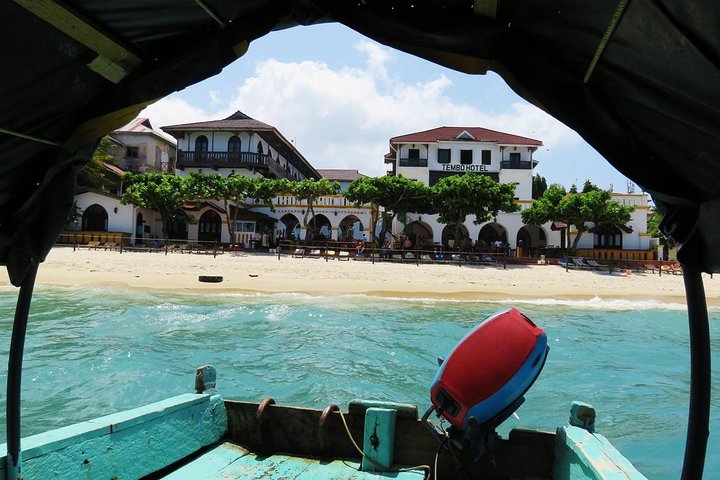 A Half Day Private Prison Island Tour - Image 5