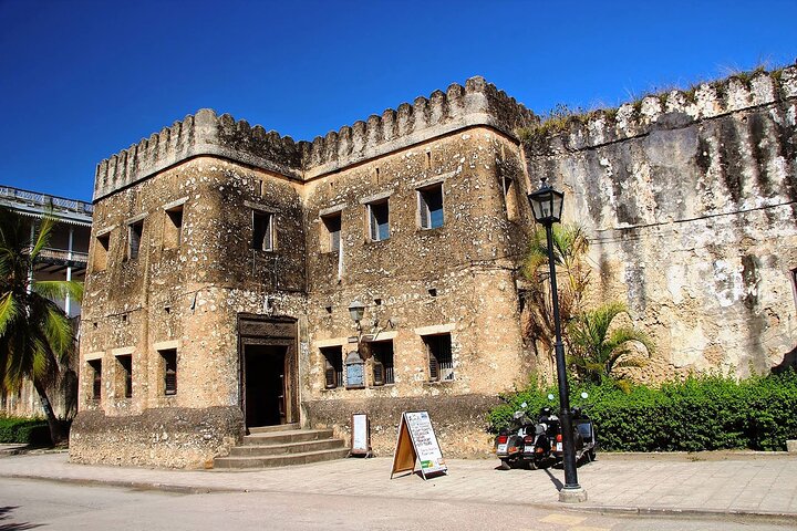 Jozan Forest and Stone town Tour - Image 2