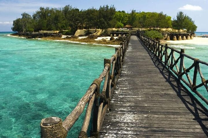 Private Guided Tour to Prison Island, Nakupenda Beach, Stone Town - Image 2