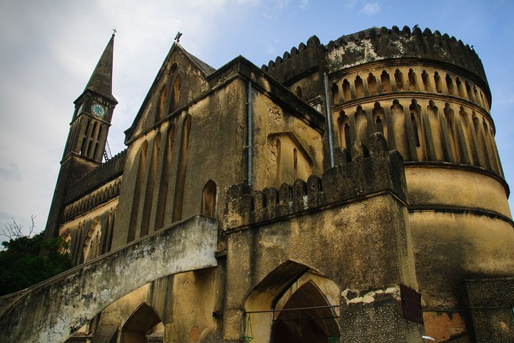 Stone Town Tour; Jozani Forest; Kuza Cave Tour; Paje Beach; The Rock Restaurant - Image 4