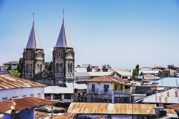 Stone Town Tour; Jozani Forest Tour; Kuza Cave; Paje Beach; The Rock Restaurant - Image 4