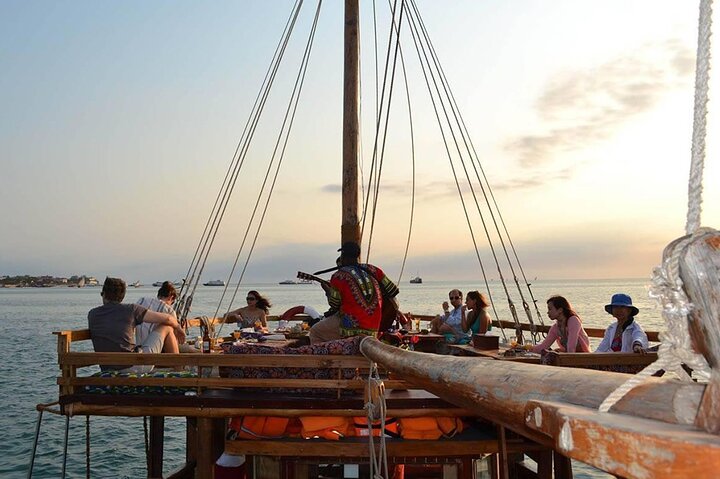 Zanzibar Sunset Dhow Cruise with Transfers. - Image 2