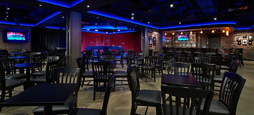 Headliners Comedy Club on Norwegian Getaway