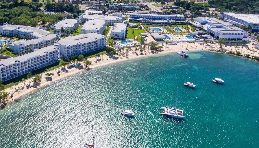 Montego Bay Resort Day Pass - RIU Montego Bay