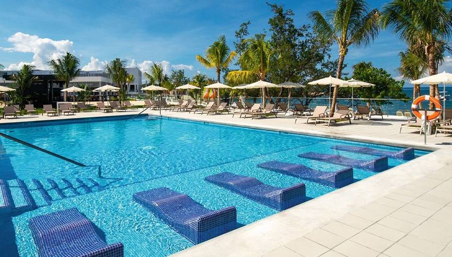 Montego Bay Resort Day Pass - RIU Montego Bay