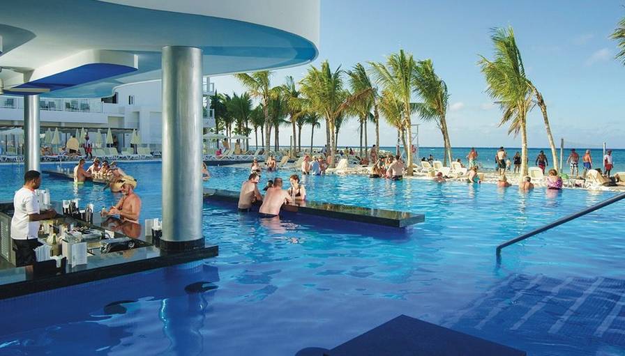 Montego Bay Resort Day Pass - RIU Reggae