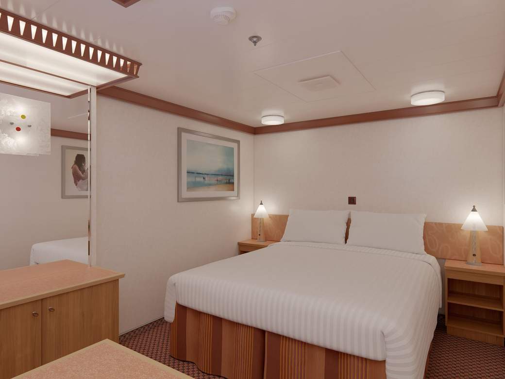 Carnival Luminosa Interior (4F) cabin