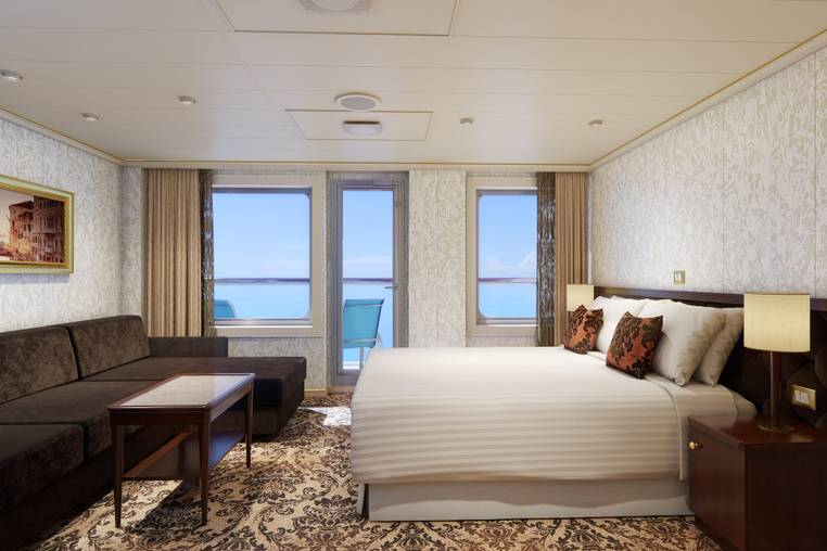 Carnival Venezia Ocean Suite (OS) cabin, photo 3 of 4