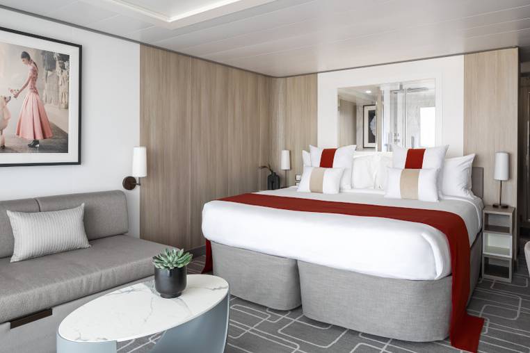 Celebrity Cabin Category Aquaclass Sky Suite Image 1