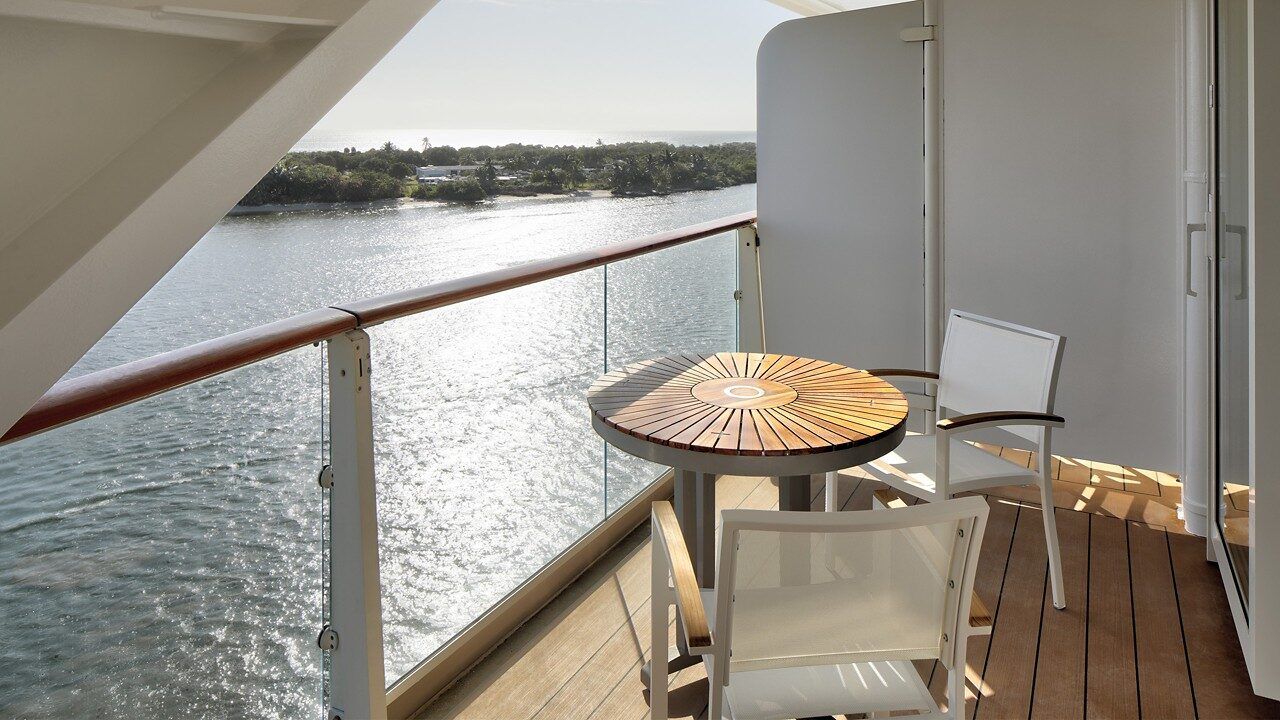 Celebrity Cabin Category Horizon Suite Image 2