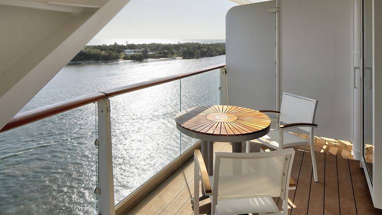 Celebrity Cabin Category Horizon Suite Image 2