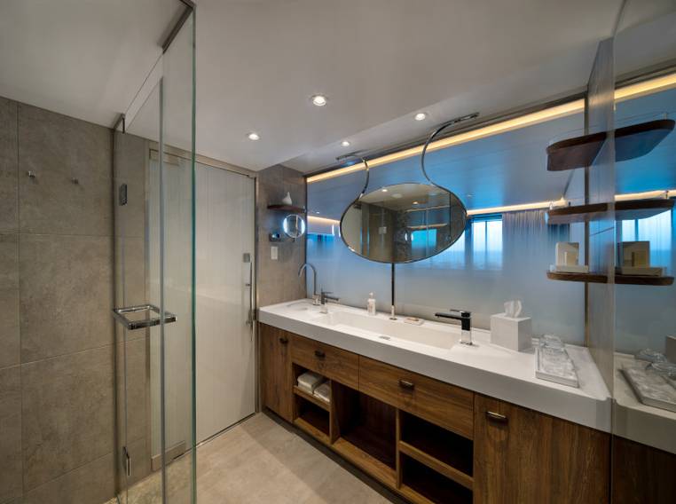 Celebrity Cabin Category Sky Suite With Infinite Veranda Image 4