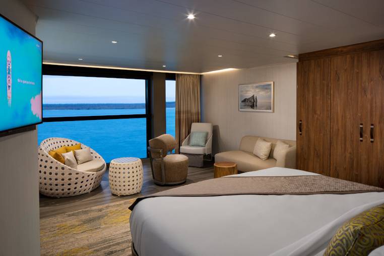 Celebrity Cabin Category Ultimate Sky Suite With Infinite Veranda Image 3