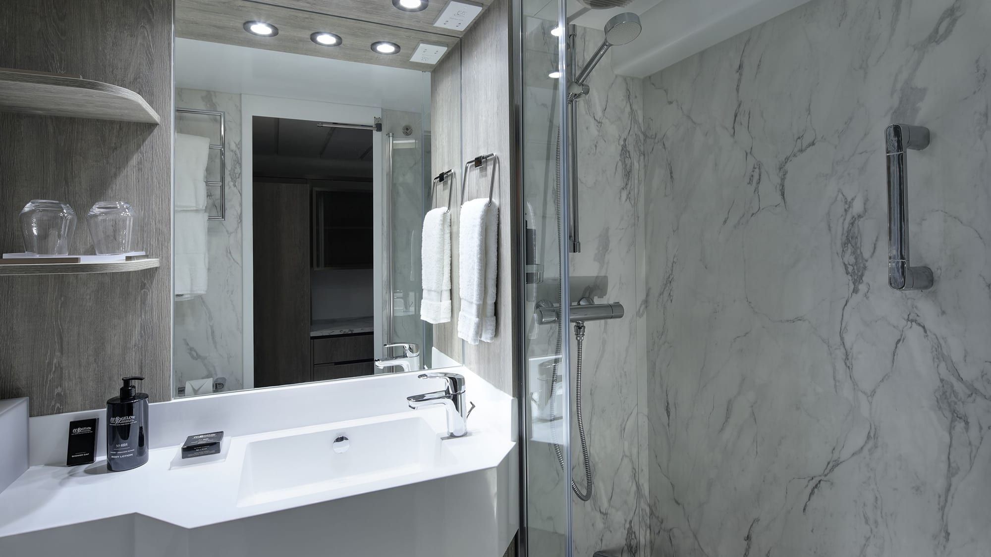Celebrity Millennium Prime Veranda (V1) bathroom