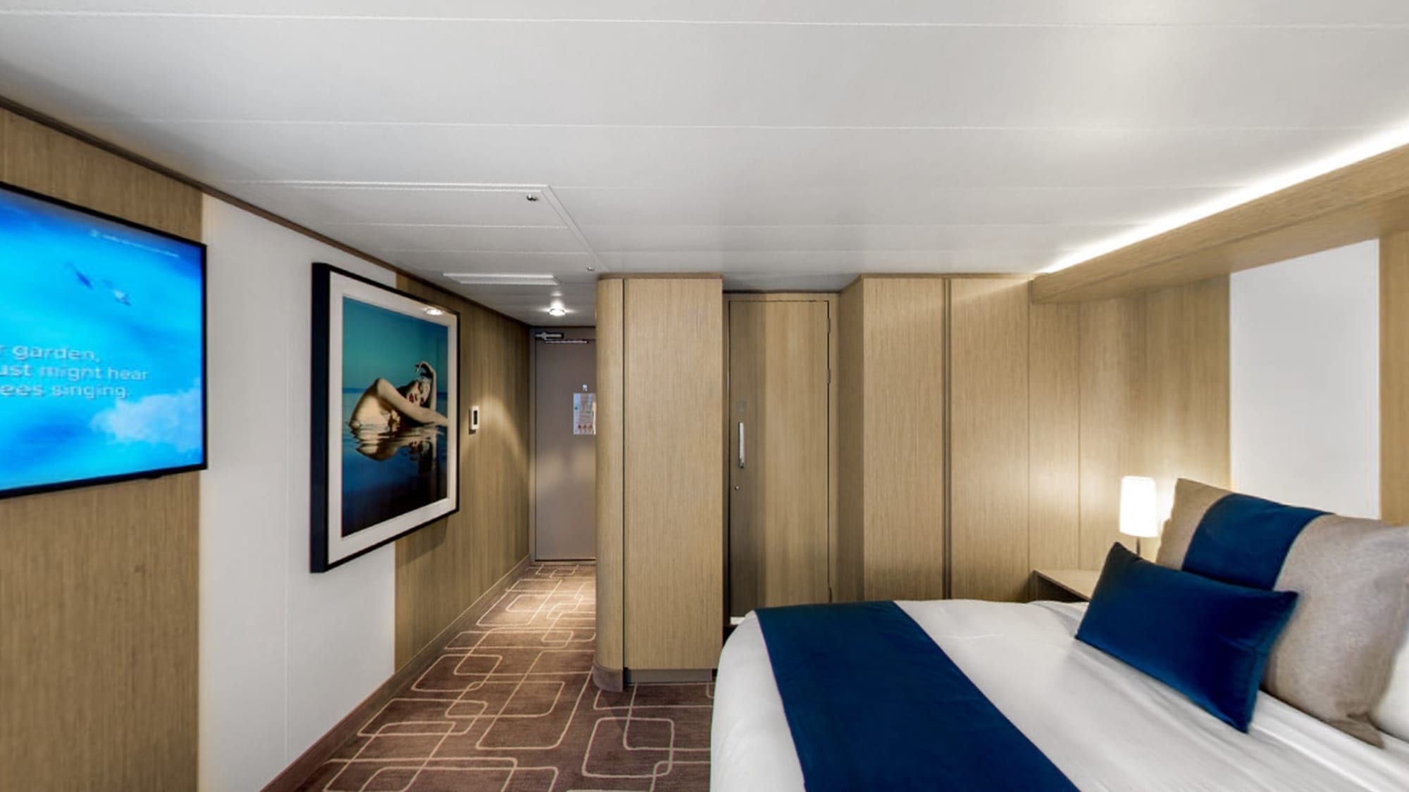 Celebrity Ascent Magic Carpet Sky Suite (MS) bedroom, photo 3 of 3