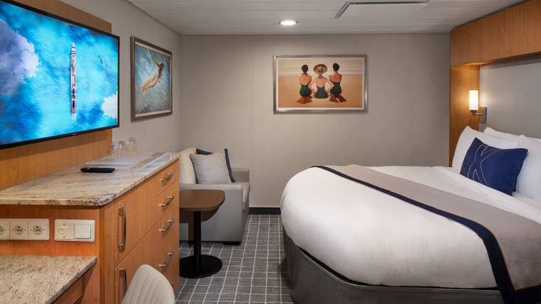 Celebrity Silhouette Inside Stateroom (I1) cabin, photo 1 of 7