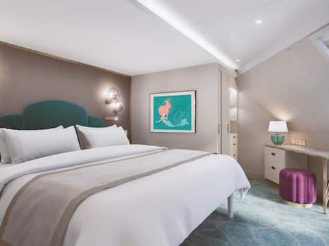 Disney Adventure Concierge Oceanview Suite (2C) bedroom, photo 1 of 2