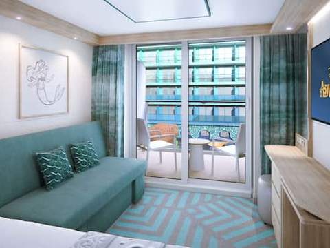 Deluxe Reef View Stateroom with Verandah Image 2