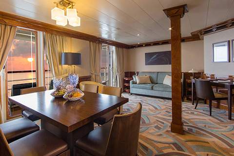 Concierge 2 bedroom Suite with Verandah