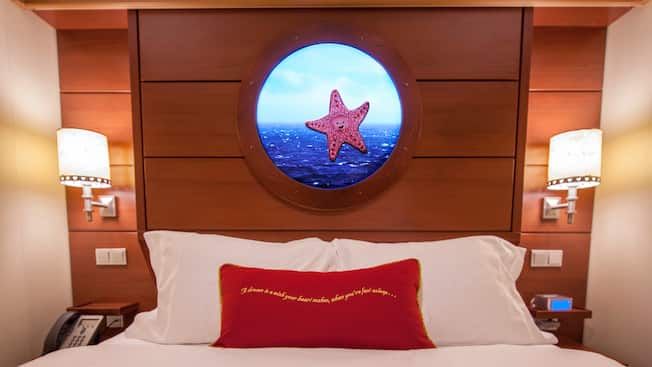 Deluxe Inside Stateroom Image 3