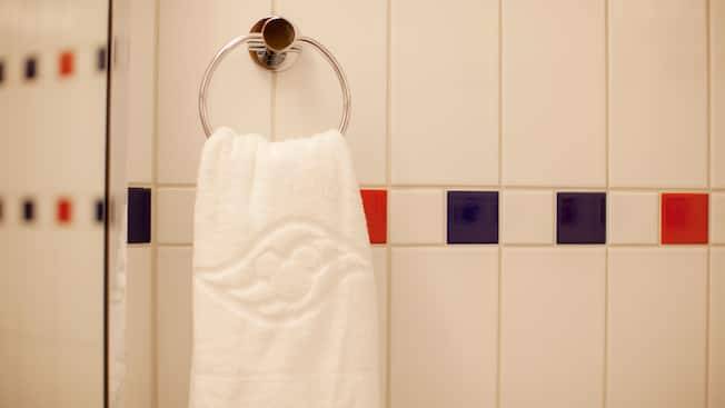 Standard Inside Stateroom Image 4