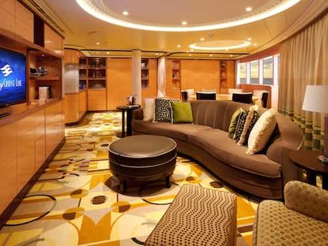 Concierge Royal Suite with Verandah Image 2