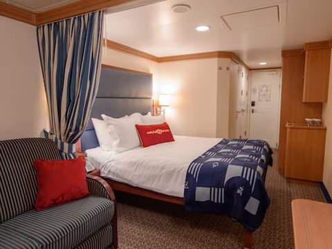 Concierge 1-Bedroom Suite with Verandah Image 7