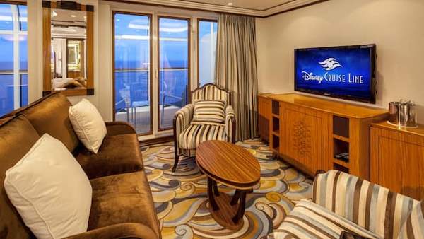 Concierge 1-Bedroom Suite with Verandah Image 1