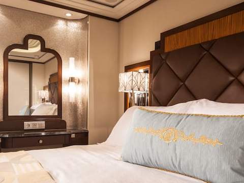Concierge 1-Bedroom Suite with Verandah Image 3