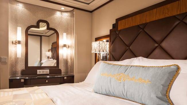 Concierge 1-Bedroom Suite with Verandah Image 3