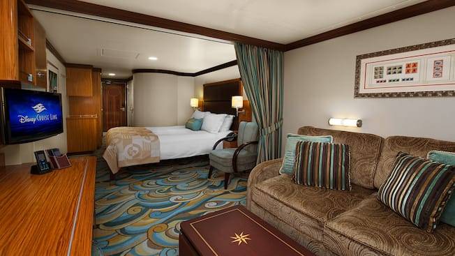 Concierge Family Oceanview Stateroom with Verandah Image 2