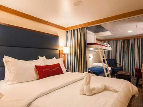 Deluxe Family Oceanview Stateroom with Verandah Image 4 Deluxe Family Oceanview Stateroom with Verandah Image 4