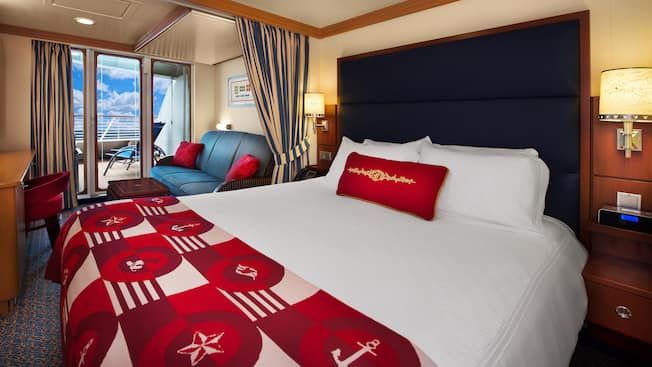 Deluxe Family Oceanview Stateroom with Verandah Image 8