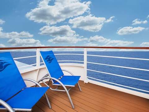 Deluxe Family Oceanview Stateroom with Verandah Image 3 Deluxe Family Oceanview Stateroom with Verandah Image 3