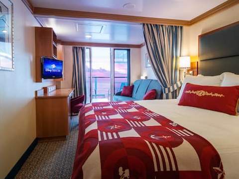 Deluxe Oceanview Stateroom with Verandah Image 1 Deluxe Oceanview Stateroom with Verandah Image 1