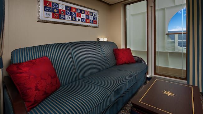 Deluxe Oceanview Stateroom with Verandah Image 2