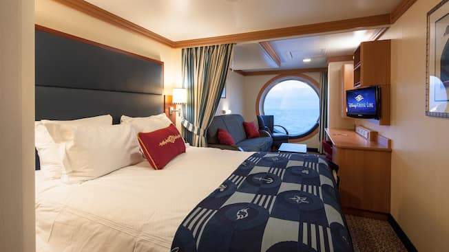 Deluxe Family Oceanview Stateroom Image 1