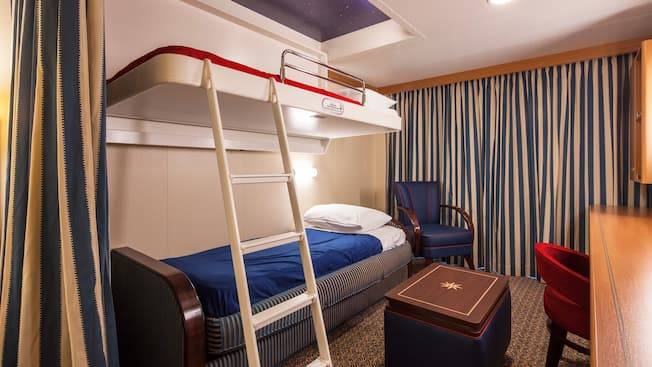 Deluxe Family Oceanview Stateroom Image 3