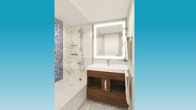 Concierge Family Oceanview Stateroom with Verandah Image 2