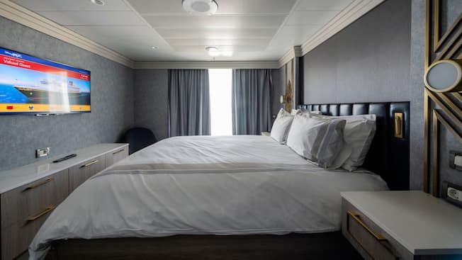 Concierge 2-Bedroom Suite with Verandah Image 3