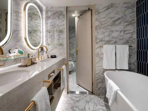 Concierge 2-Bedroom Suite with Verandah Image 4