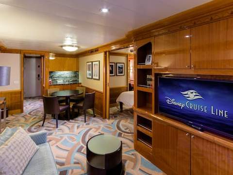 Concierge 1-Bedroom Suite with Verandah Image 2 Concierge 1-Bedroom Suite with Verandah Image 2