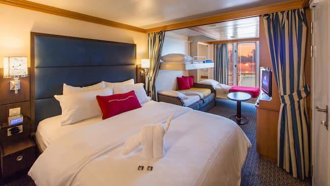 Deluxe Family Oceanview Stateroom with Verandah Image 3