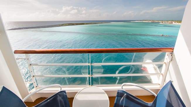 Deluxe Oceanview Stateroom with Verandah Image 1