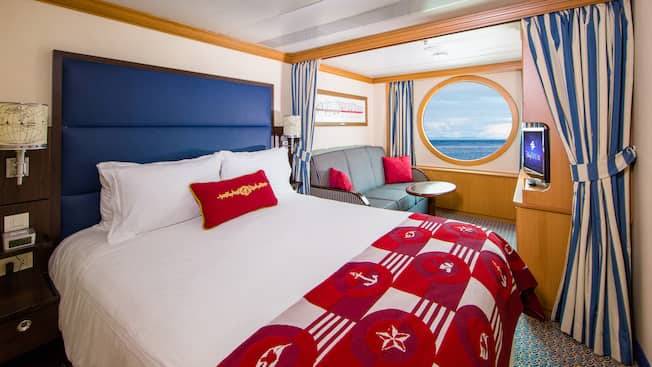 Deluxe Oceanview Stateroom Image 1