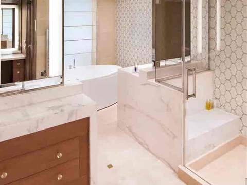 Holland America Pinnacle Suite — bathroom