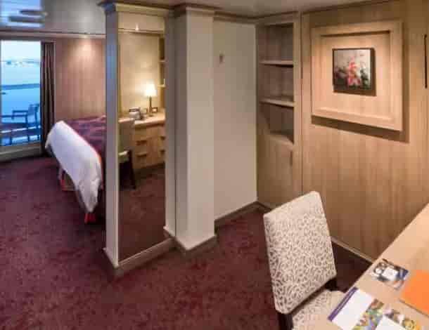 Holland America Signature Suite — suite
